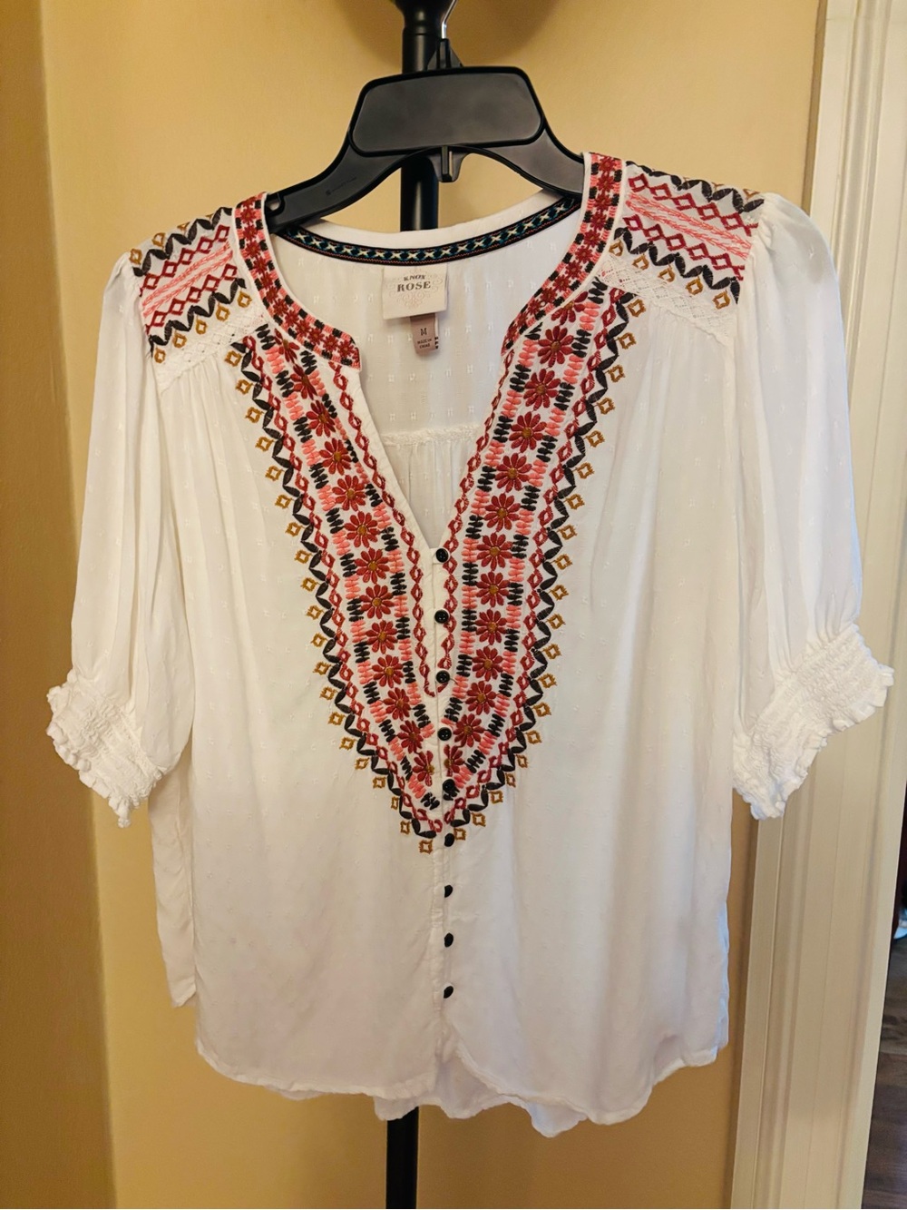 Knox Rose Embroidered Peasant Blouse Short Sleeve Boho Top size Medium - Picture 2 of 6